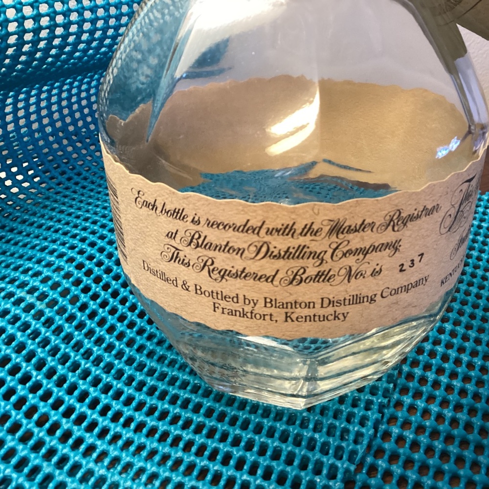 Blanton’ Bourbon Bottle w/ bag - Picture 2 of 7